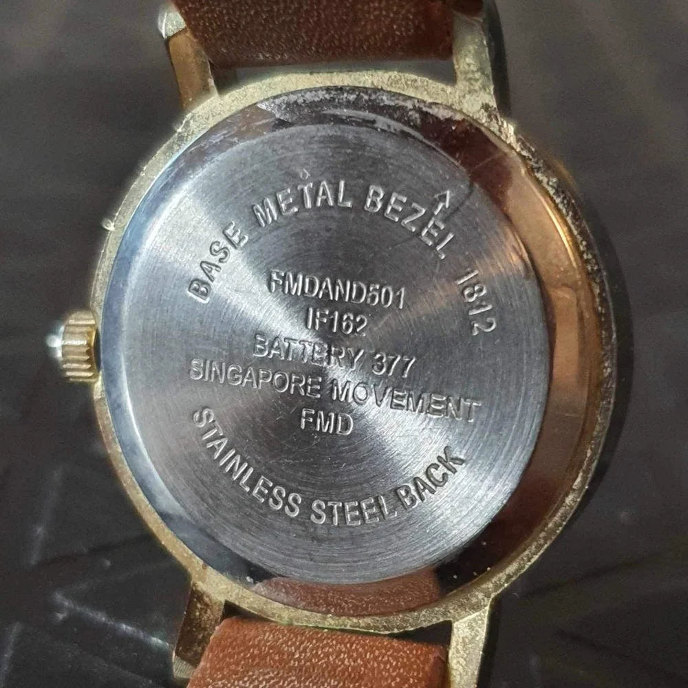 🦋10/$20🦋 FMDAND501 Goldtone/White Brown Leather Women's Watch
